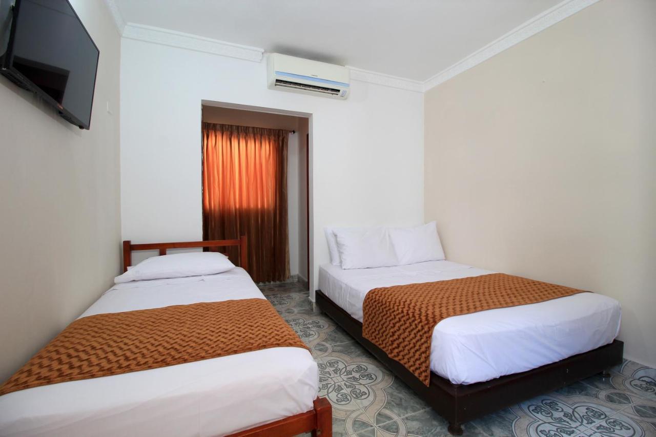 Hotel Rodadero Inn By Geh Suites Santa Marta  Exteriör bild