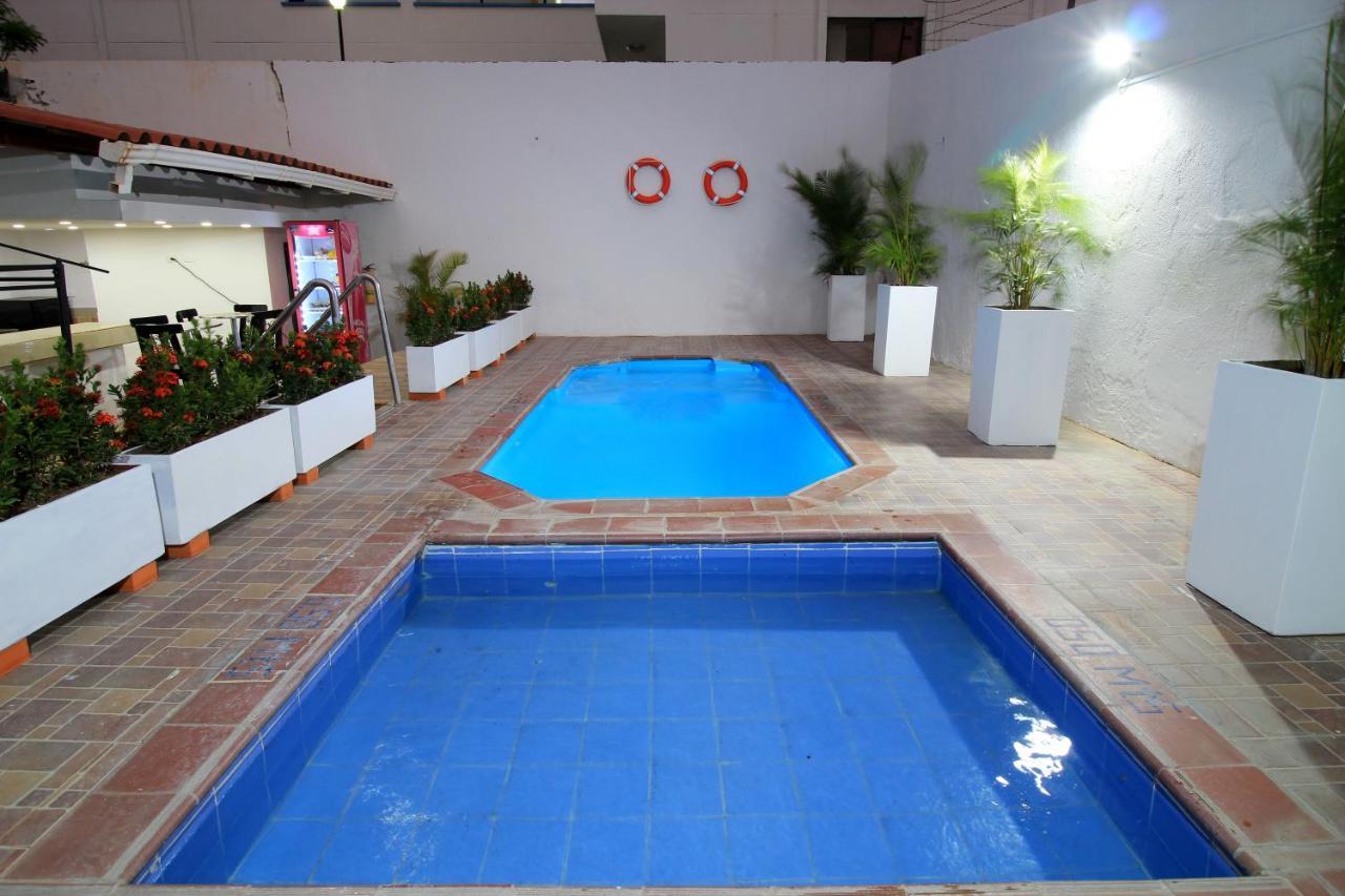 Hotel Rodadero Inn By Geh Suites Santa Marta  Exteriör bild